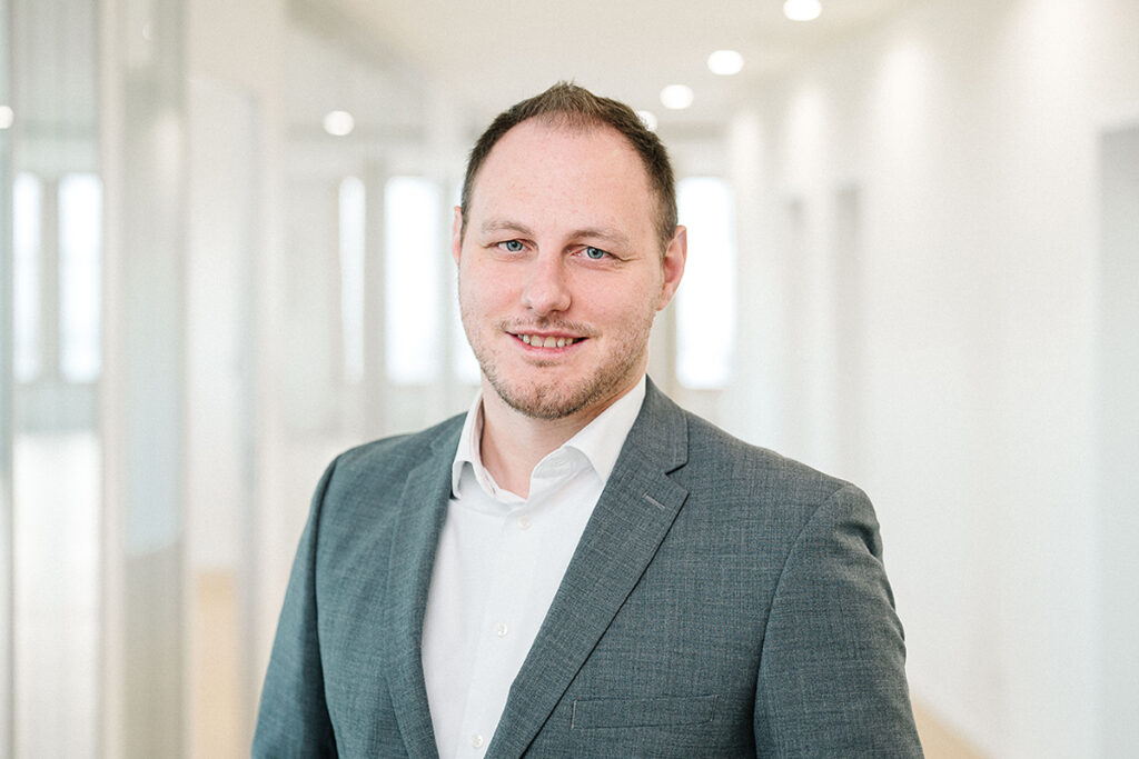 Porträt von Steffen Erbsland, Steuerberater und Geschäftsführer der Kanzlei Stiefvater & Walk